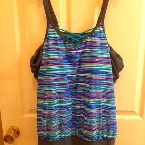 Size 2xl tankini swim top